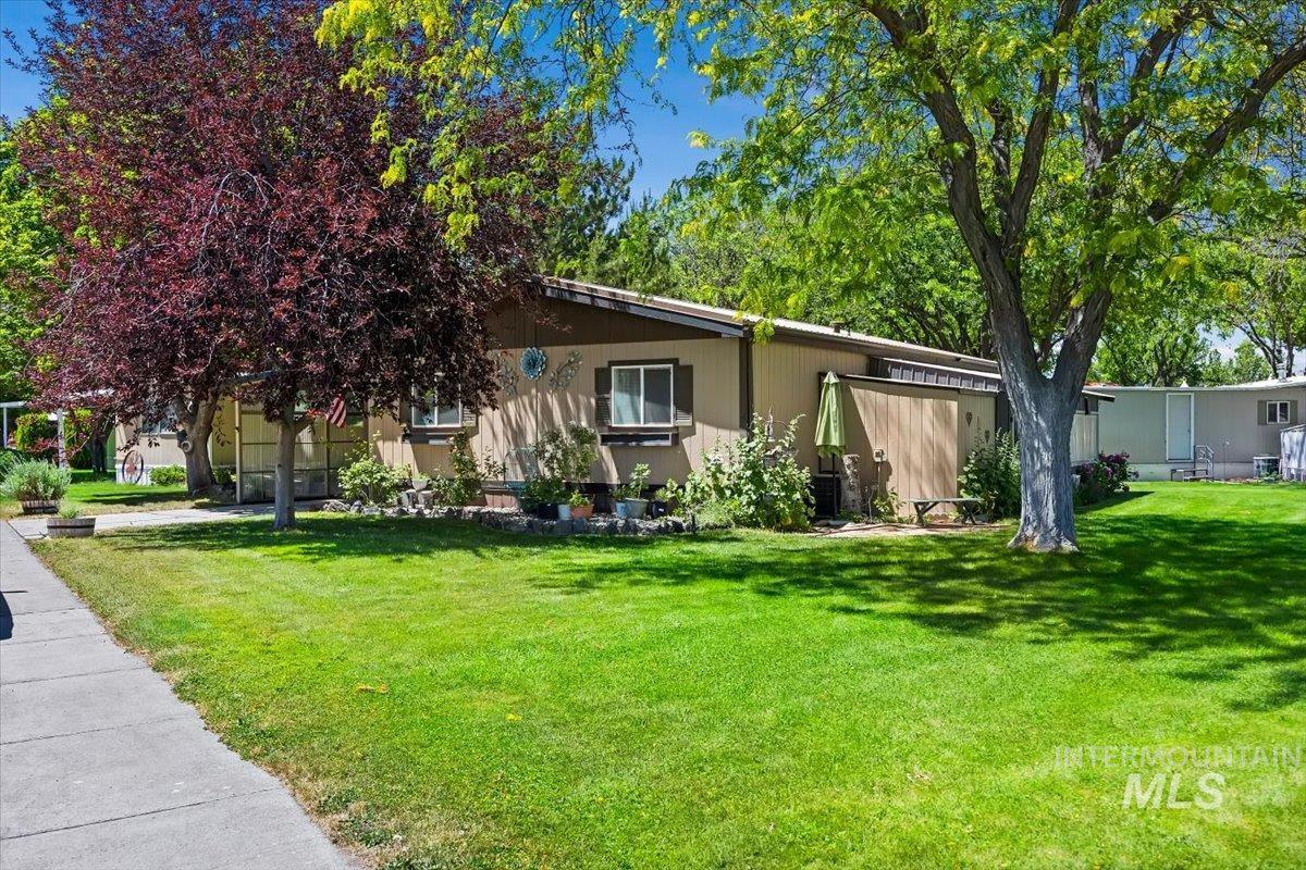 333 Rock Creek Road North, Unit 14 Hansen, ID 83334 - Photo 1 of 27