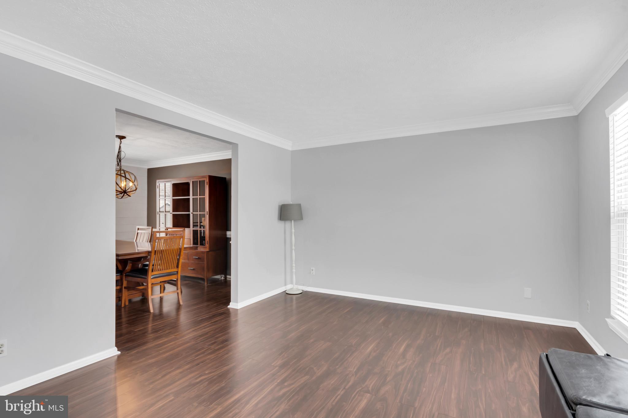 310 Glasgow Road Williamstown, NJ 08094 - Photo 4 of 29 Gallery Image 4