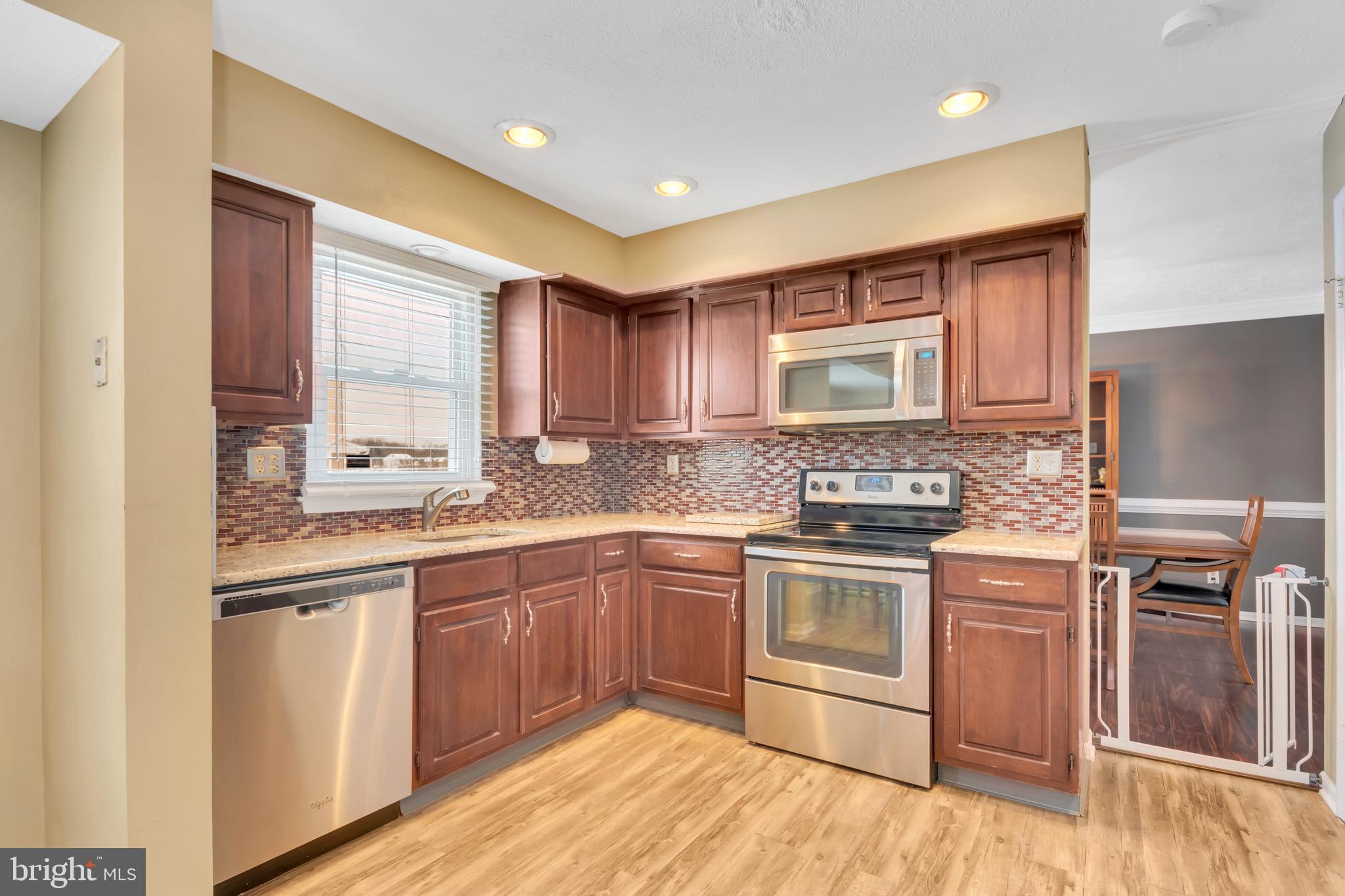 310 Glasgow Road Williamstown, NJ 08094 - Photo 7 of 29 Gallery Image 7