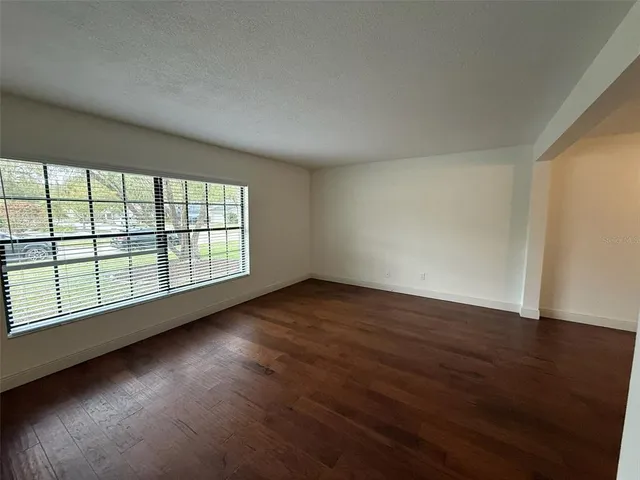 $3,250 | 4416 Summer Oak Drive, Tampa, FL 33618