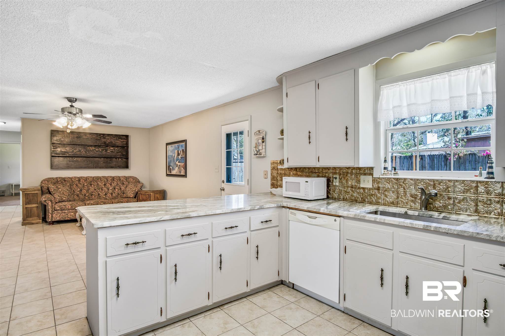 2137 Club House Drive Lillian, AL 36549 - Photo 15 of 34