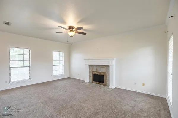 $2,650 | 3941 Ridgmar Lane, Abilene, TX 79606