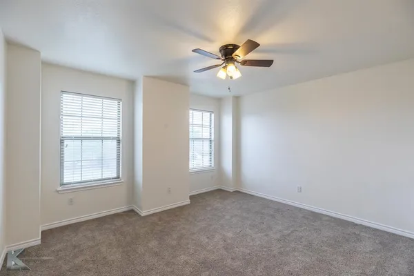 $2,650 | 3941 Ridgmar Lane, Abilene, TX 79606