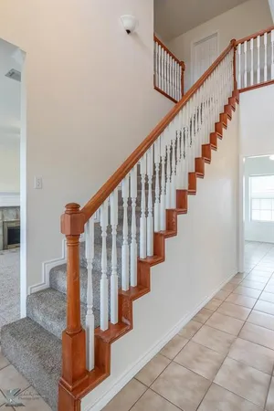$2,650 | 3941 Ridgmar Lane, Abilene, TX 79606