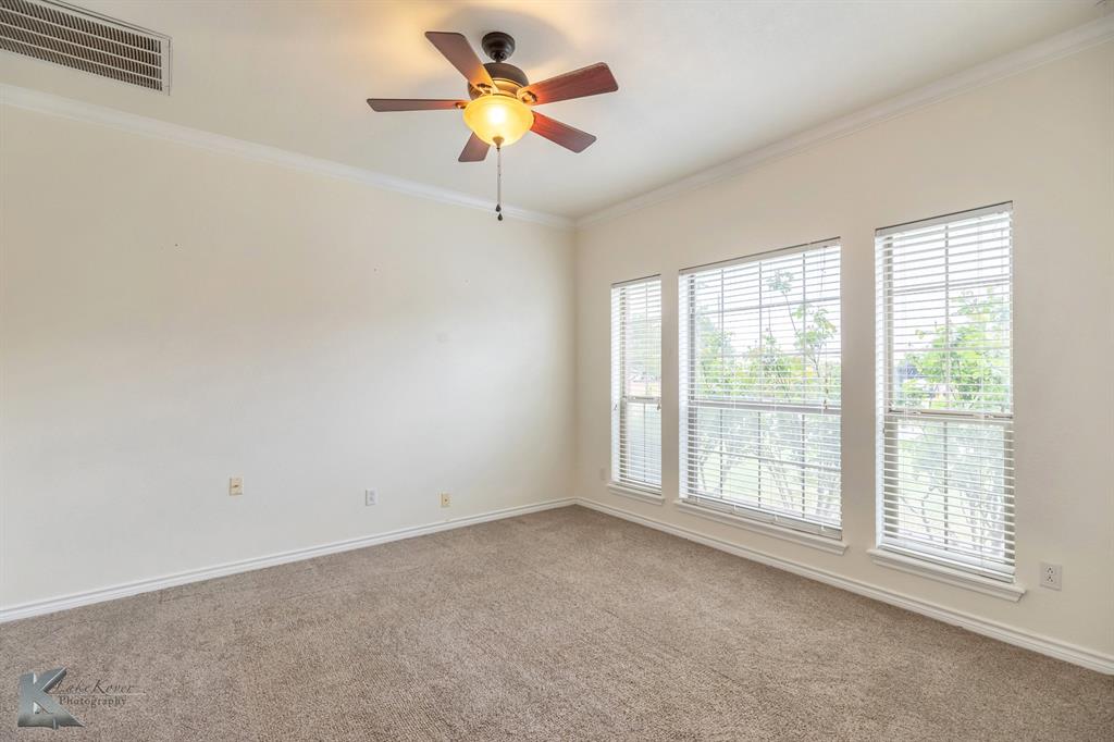 3941 Ridgmar Lane Abilene, TX 79606 - Photo 9 of 40