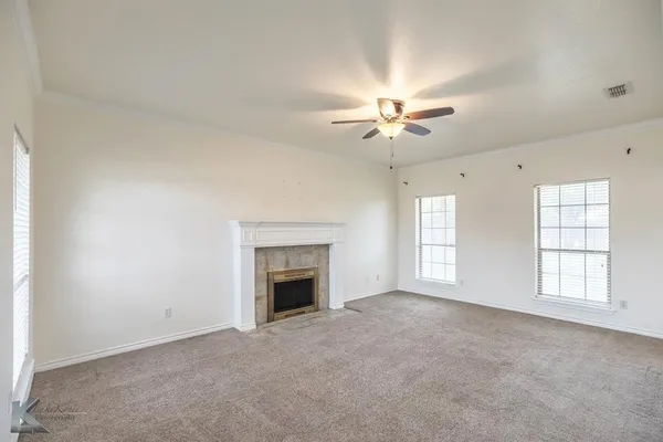 $2,650 | 3941 Ridgmar Lane, Abilene, TX 79606