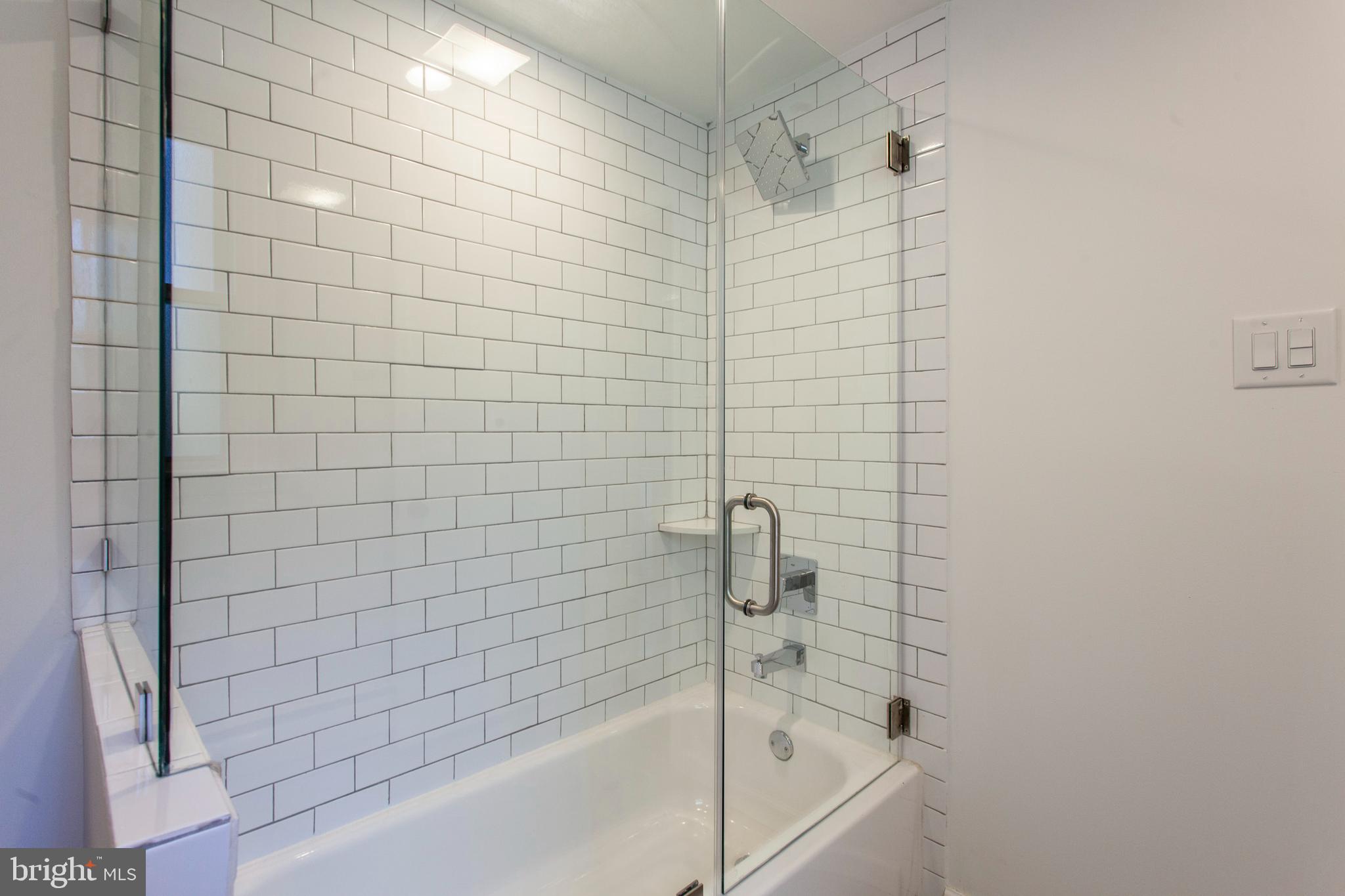2204 Brown Street Philadelphia, PA 19130 - Photo 16 of 25 Gallery Image 16