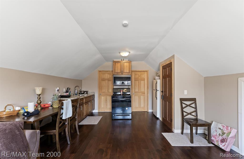 5734 North Gulley Road Dearborn Heights, MI 48127 - Photo 12 of 22