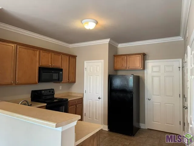 $149,900 | 900 Dean Lee Drive, Unit 106, Baton Rouge, LA 70820