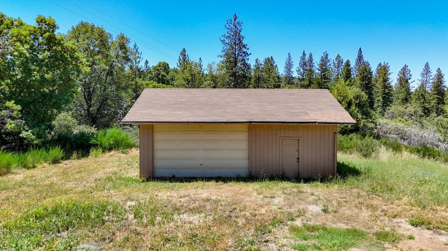 12666 Robinson Road Nevada City, CA 95959 - Photo 45 of 72 Converted garage