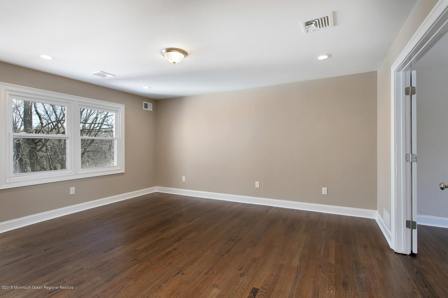 29 Clover Hill Road Colts Neck, NJ 07722 - Photo 25 of 50 29 Clover Hill Rd Colts Neck-large-020-2
