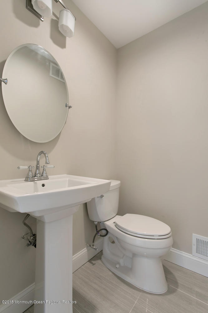 29 Clover Hill Road Colts Neck, NJ 07722 - Photo 41 of 50 29 Clover Hill Rd Colts Neck-large-034-1