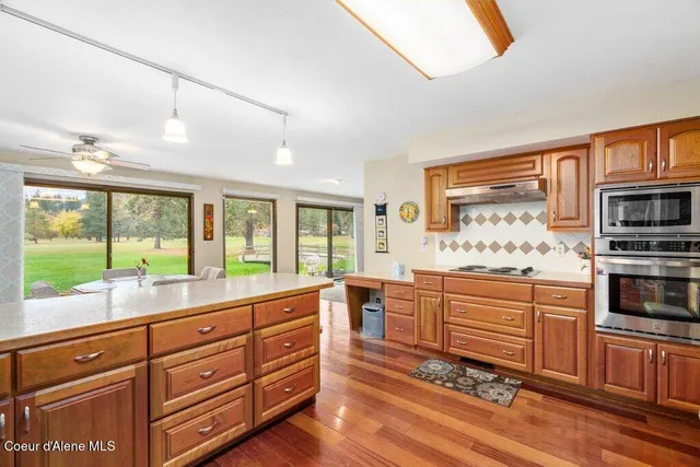 $599,000 | 301 Woodland Drive, Pinehurst, ID 83850