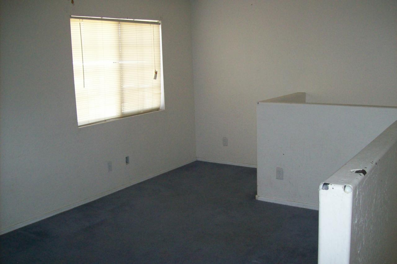 10629 West Alvarado Road Avondale, AZ 85392 - Photo 4 of 10 Loft