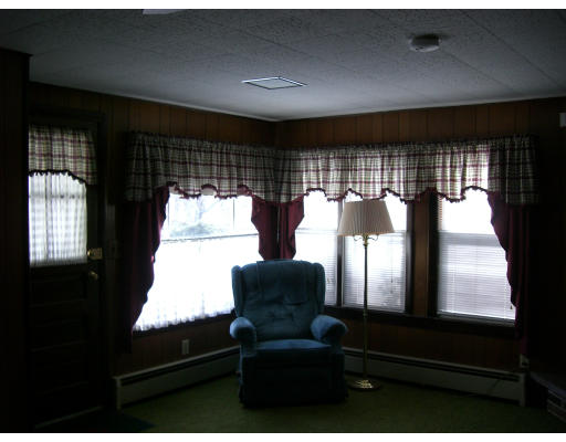 41 Chudy Street Three Rivers, MA 01080 - Photo 6 of 6