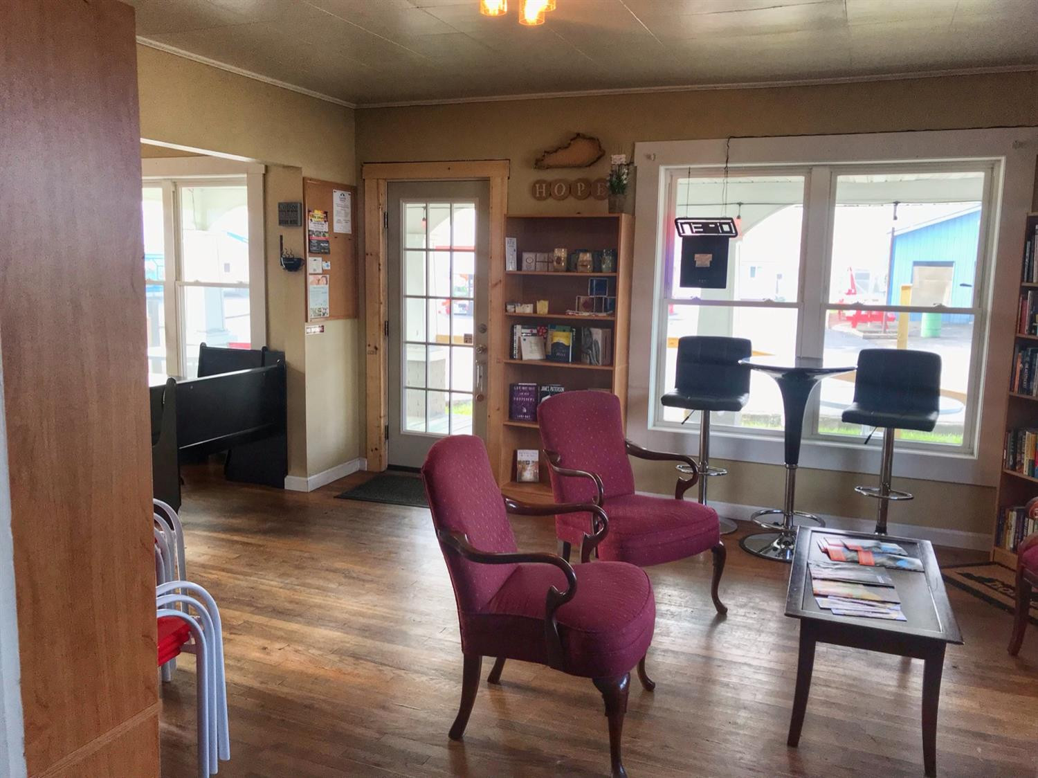 191 Main Street Campton, KY 41301 - Photo 2 of 14 Listing Photo