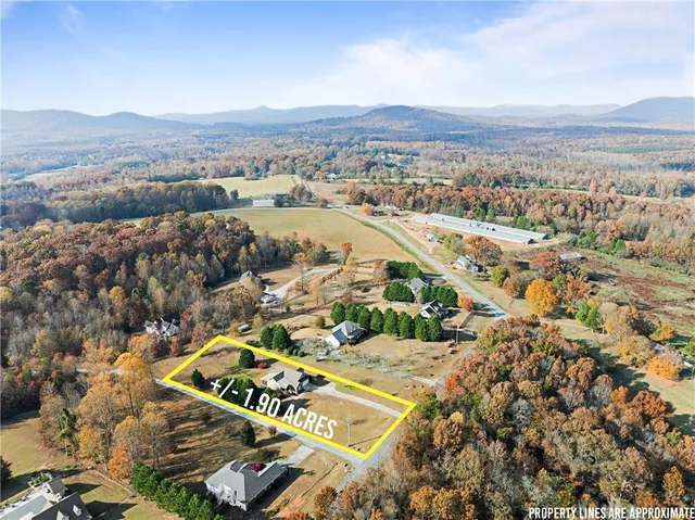 $434,999 | 82 Tom Teague Road, Cleveland, GA 30528