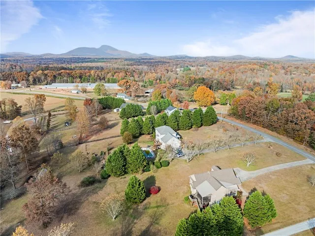 $434,999 | 82 Tom Teague Road, Cleveland, GA 30528