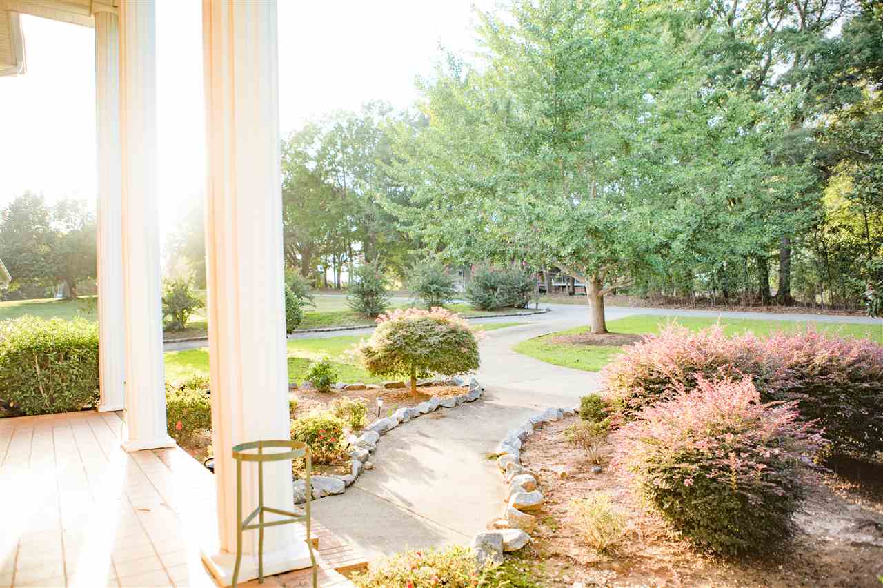 201 Riveredge Drive Moore, SC 29369 - Photo 3 of 36 Gallery Image 3