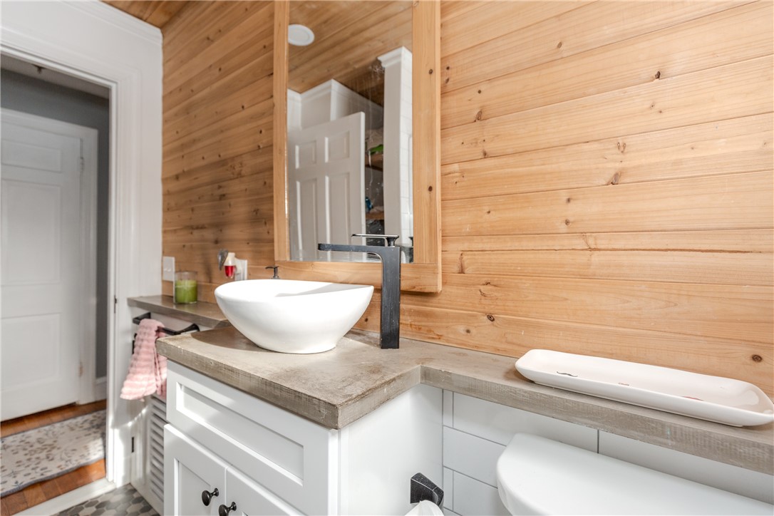 110 Mayfair Road Warwick, RI 02888 - Photo 11 of 17