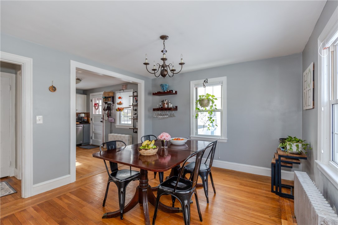 110 Mayfair Road Warwick, RI 02888 - Photo 5 of 17