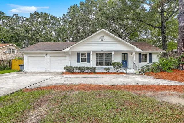 $350,000 | 8004 Malden Avenue, North Charleston, SC 29420