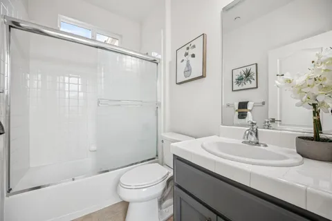 $1,549,777 | 44 Brookline Drive, Novato, CA 94949