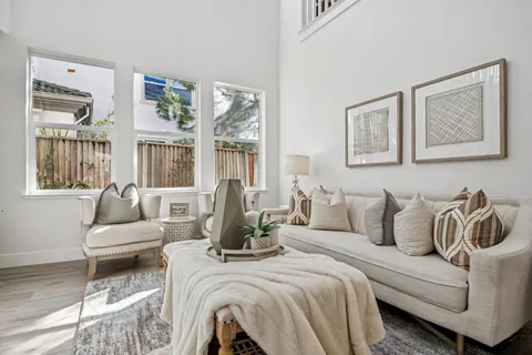 $1,549,777 | 44 Brookline Drive, Novato, CA 94949