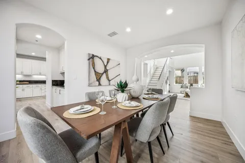 $1,549,777 | 44 Brookline Drive, Novato, CA 94949