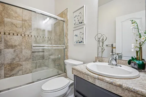 $1,549,777 | 44 Brookline Drive, Novato, CA 94949