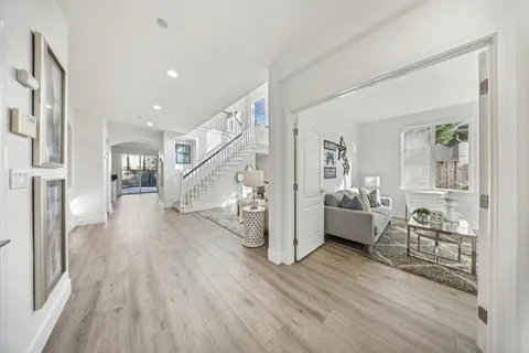 $1,549,777 | 44 Brookline Drive, Novato, CA 94949