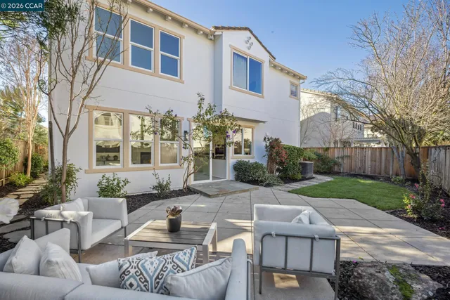 $1,549,777 | 44 Brookline Drive, Novato, CA 94949