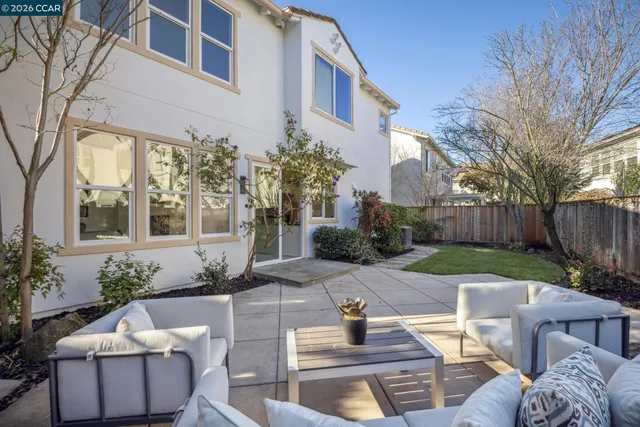 $1,549,777 | 44 Brookline Drive, Novato, CA 94949