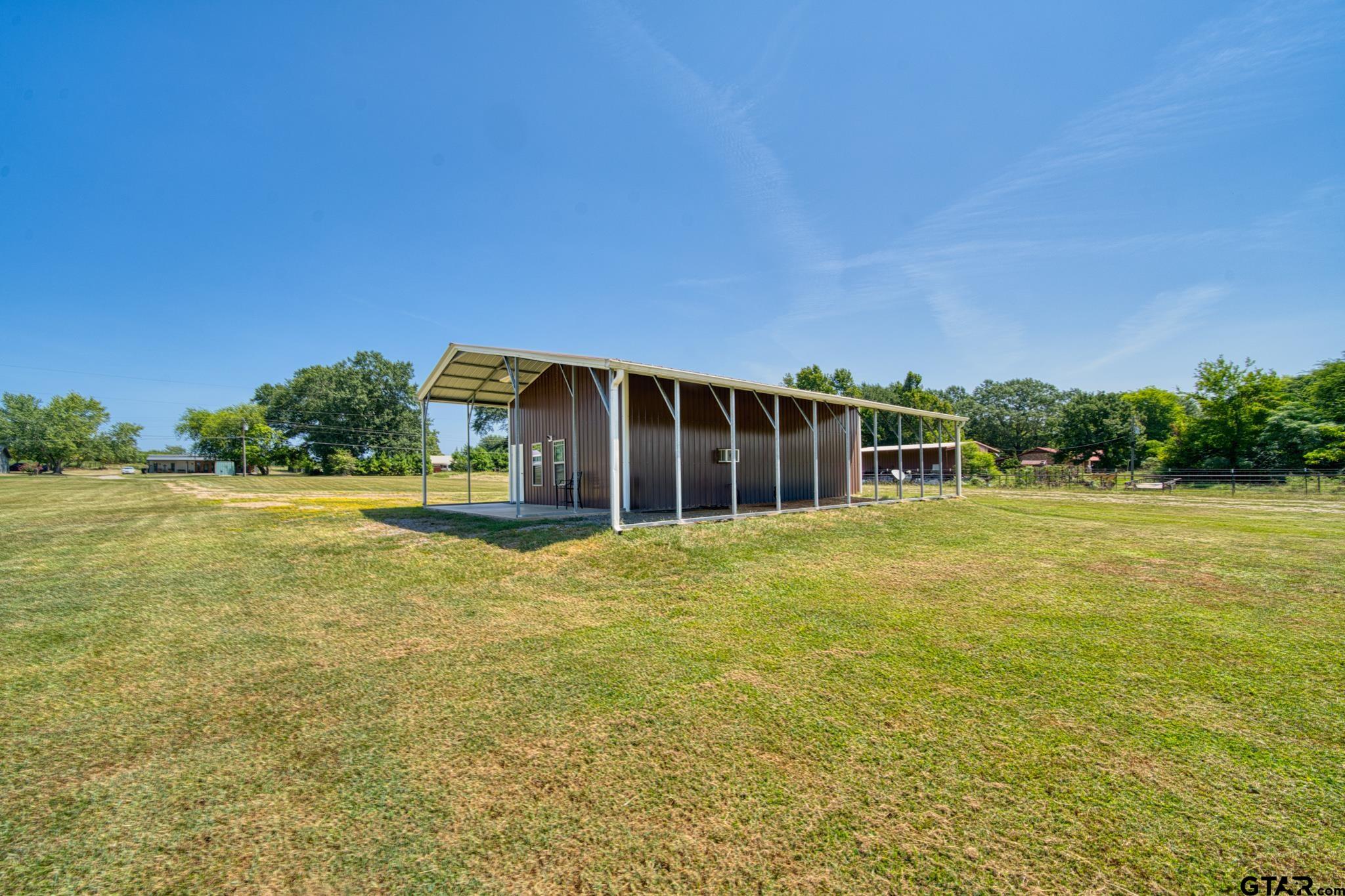3324 Smelley Road Longview, TX 75605 - Photo 2 of 30 Gallery Image 2