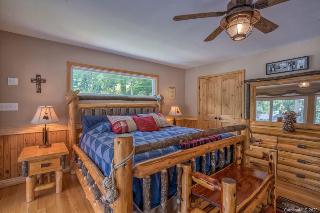 227 Picnic Point Road Lake Lure, NC 28746 - Photo 7 of 44 Gallery Image 7