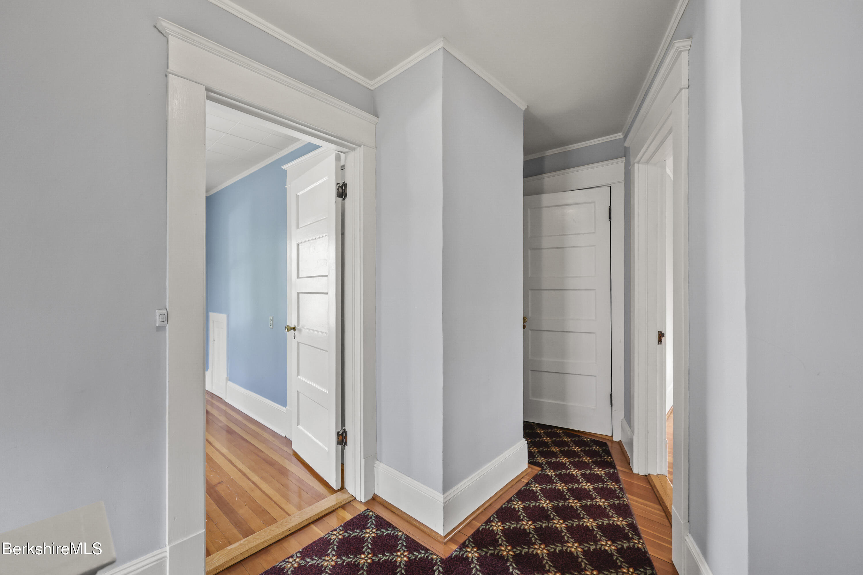 111 Northumberland Road Pittsfield, MA 01201 - Photo 24 of 51 120 Second Floor Landing