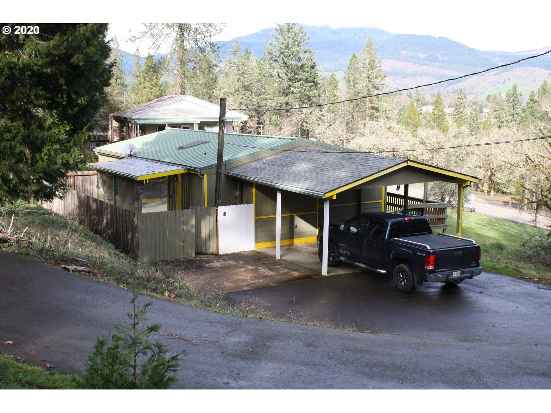123 Mountain View Glide, OR 97443 - Photo 2 of 5