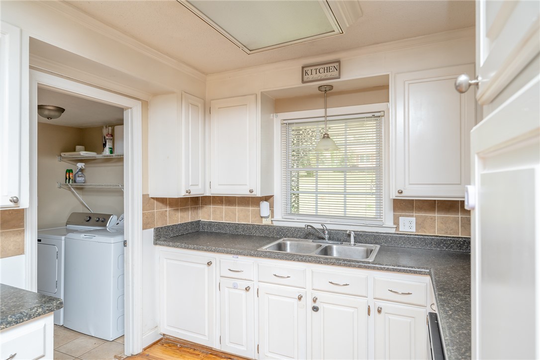 204 Clarke Stream Drive Anderson, SC 29621 - Photo 17 of 23 Gallery Image 17