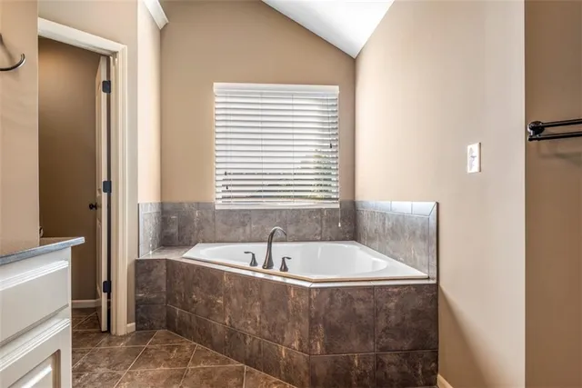 $480,000 | 2237 West Concord Drive, Olathe, KS 66061