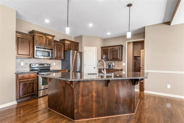 $480,000 | 2237 West Concord Drive, Olathe, KS 66061