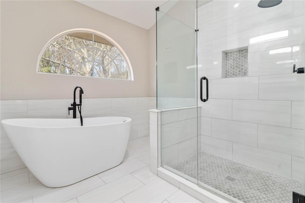 2119 Tudor Castle Way Decatur, GA 30035 - Photo 25 of 35 a bathroom with a shower