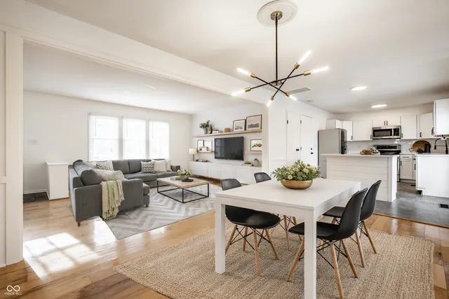 $330,000 | 1436 Alimingo Drive, Indianapolis, IN 46260