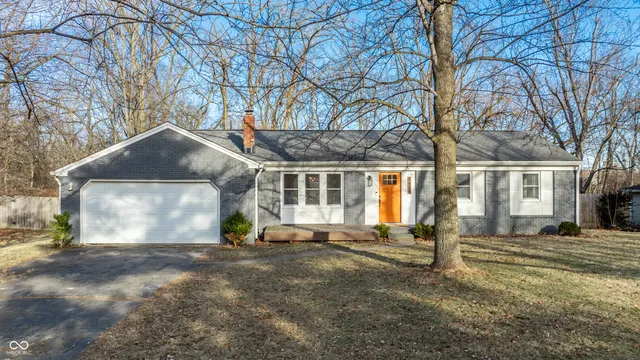 $330,000 | 1436 Alimingo Drive, Indianapolis, IN 46260