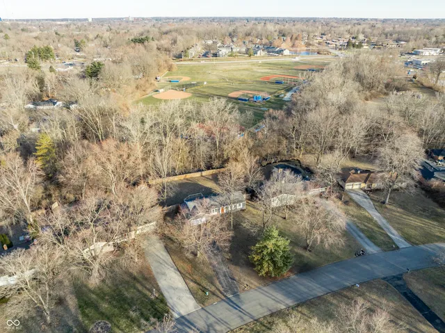 $330,000 | 1436 Alimingo Drive, Indianapolis, IN 46260