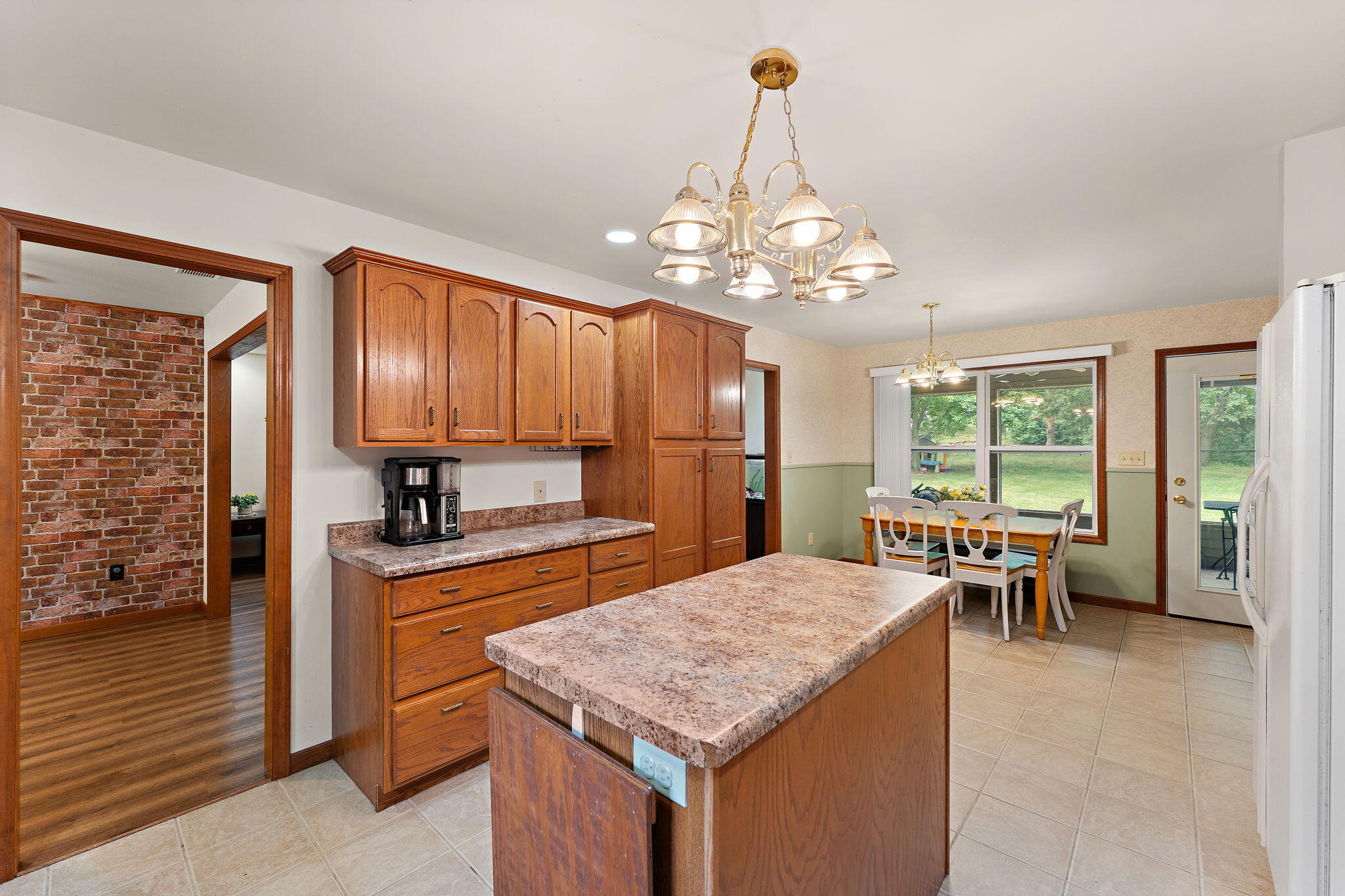 7459 Spring Court Demotte, IN 46310 - Photo 18 of 34 2048x1365