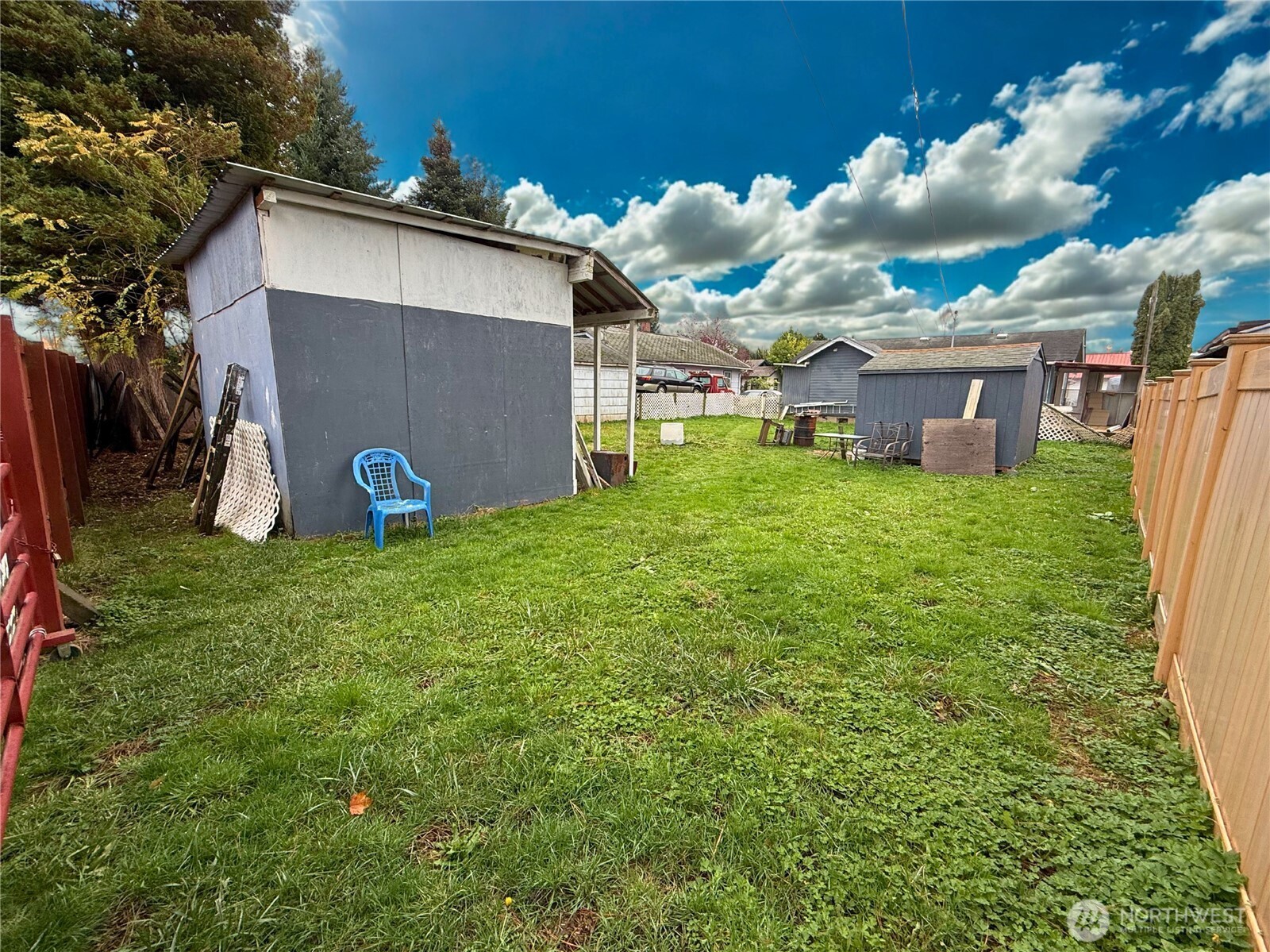3102 Garfield Street Longview, WA 98632 - Photo 19 of 20 a view of a house with a yard