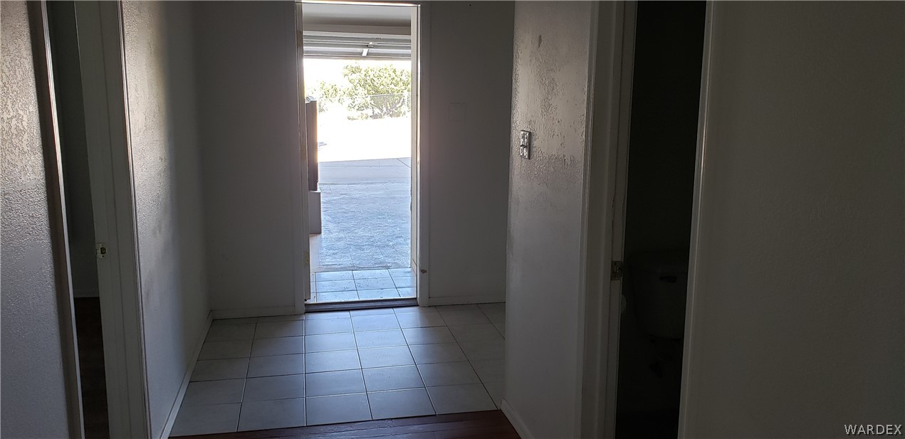 10002 East Blake Ranch Road, Unit 3 Kingman, AZ 86401 - Photo 22 of 42 a view of an empty room