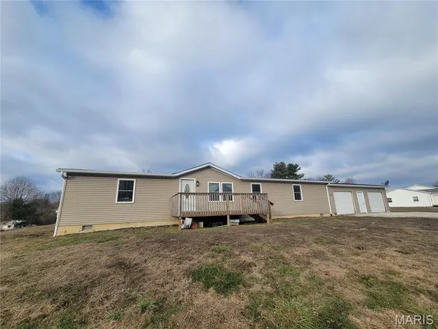 $225,000 | 21 Green Valley Drive, Elsberry, MO 63343