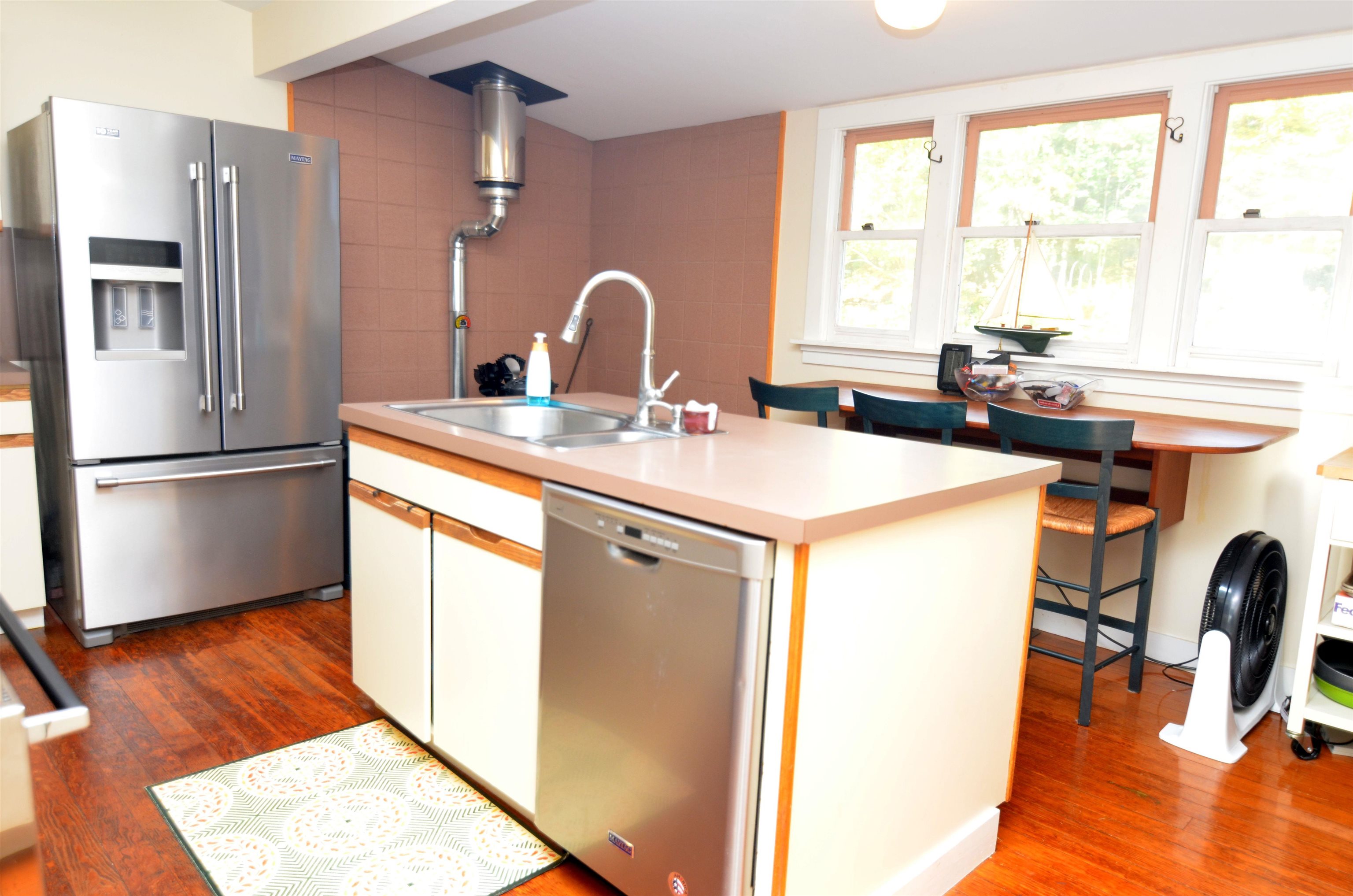 116 Village Road Newbury, NH 03255 - Photo 5 of 22