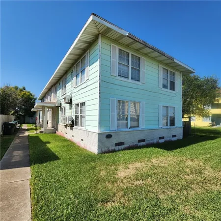 $800 | 1517 Ocean Drive, Unit 6, Corpus Christi, TX 78404